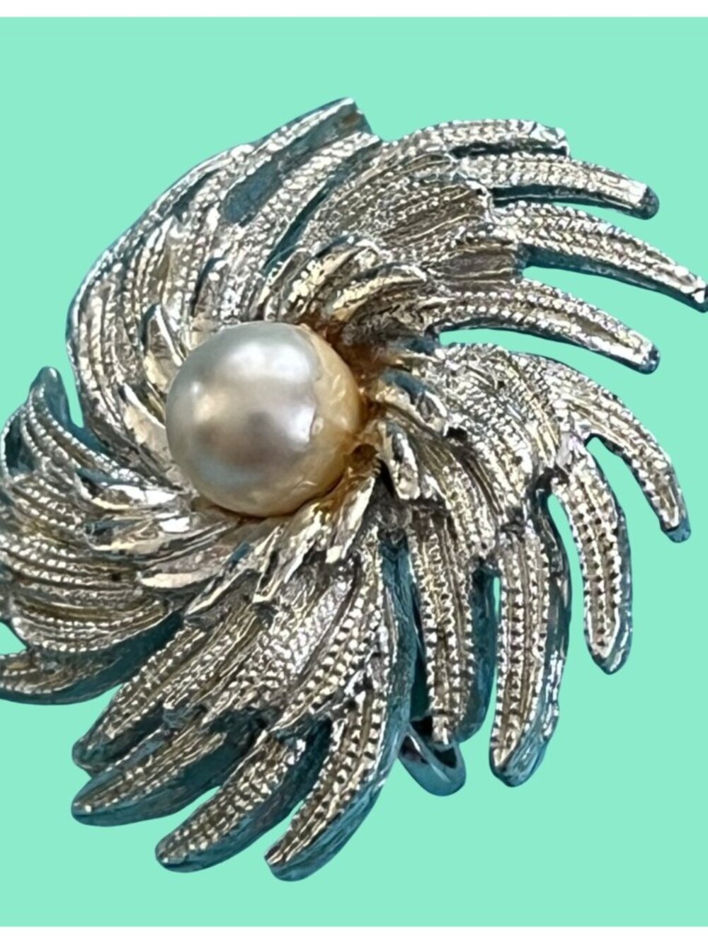 Vintage Sarah Coventry Silver-Tone Swirl Clip-On Earrings With Faux Pearl Center - Picture 4 of 7
